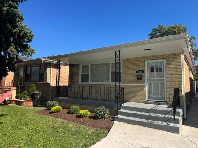 10115 S Indiana Avenue, Chicago, IL 60628