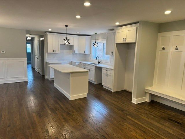 10115 S Indiana Avenue, Chicago, IL 60628