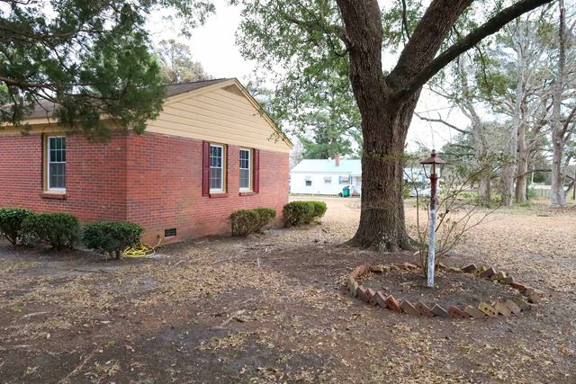 113 S Maple Ave., Andrews, SC 29510