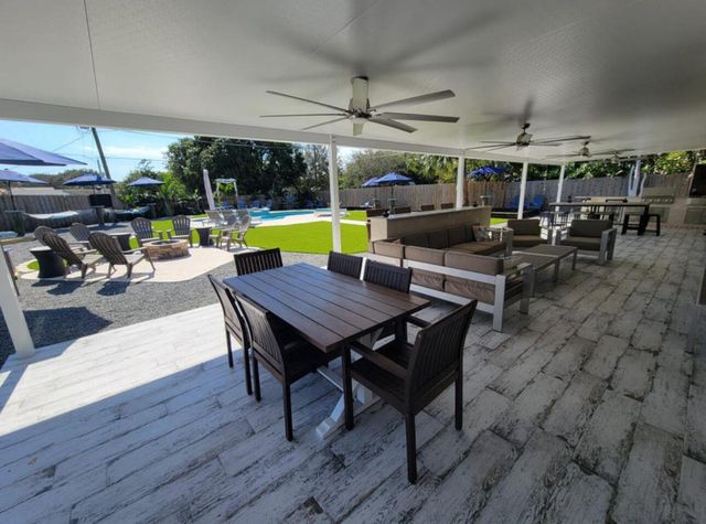 270 NW 36TH Street, Boca Raton, FL 33431