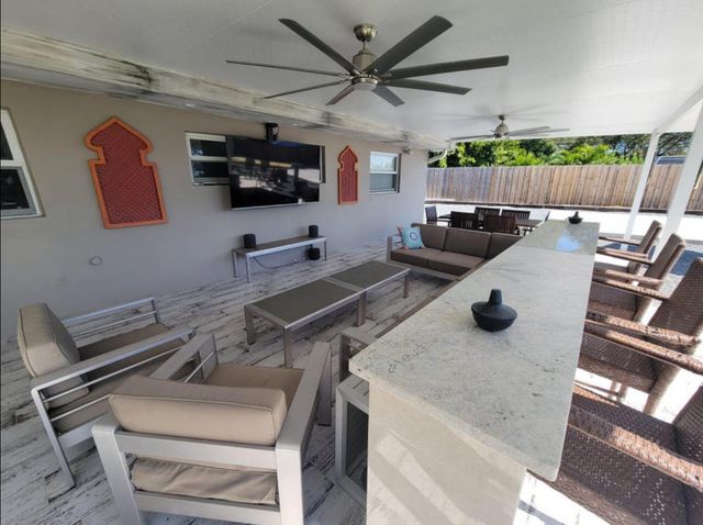 270 NW 36TH Street, Boca Raton, FL 33431