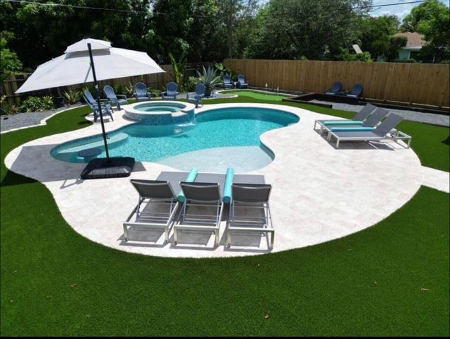 270 NW 36TH Street, Boca Raton, FL 33431