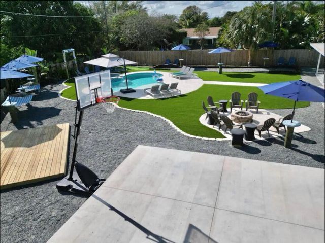270 NW 36TH Street, Boca Raton, FL 33431