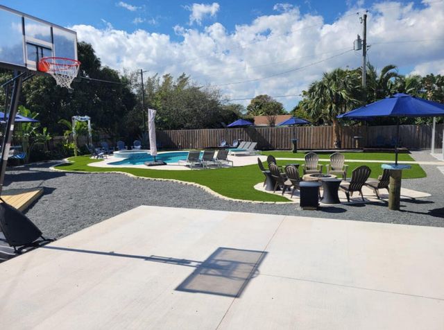 270 NW 36TH Street, Boca Raton, FL 33431