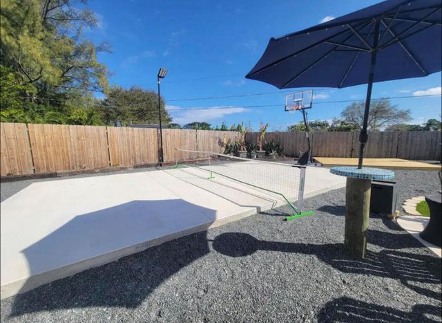270 NW 36TH Street, Boca Raton, FL 33431