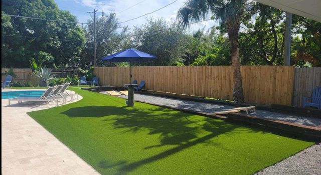270 NW 36TH Street, Boca Raton, FL 33431