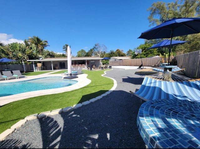 270 NW 36TH Street, Boca Raton, FL 33431