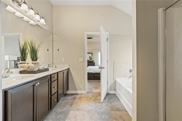 315 Coverview Court, Jonesboro, GA 30238