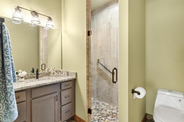 37590 ROLLING ACRES ROAD, Lady Lake, FL 32159