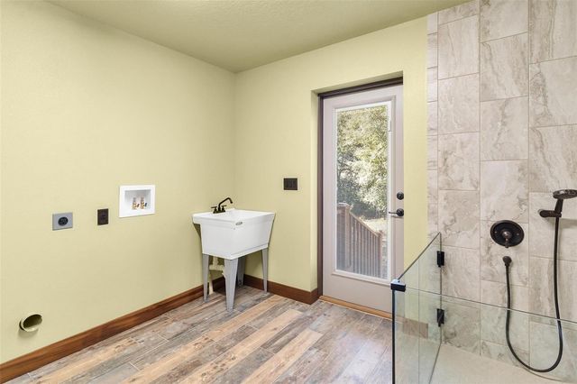 37590 ROLLING ACRES ROAD, Lady Lake, FL 32159