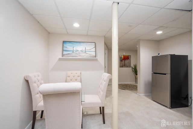 9 Redwood Court, Monroe, NJ 08831