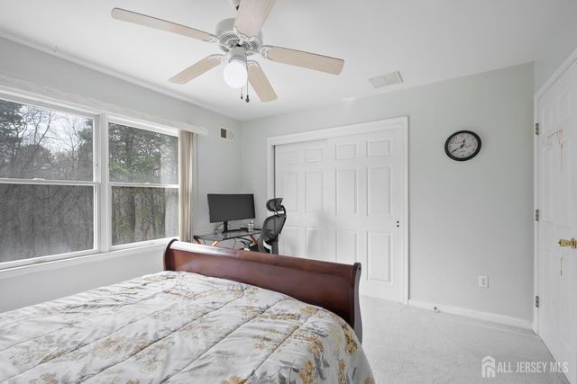 9 Redwood Court, Monroe, NJ 08831