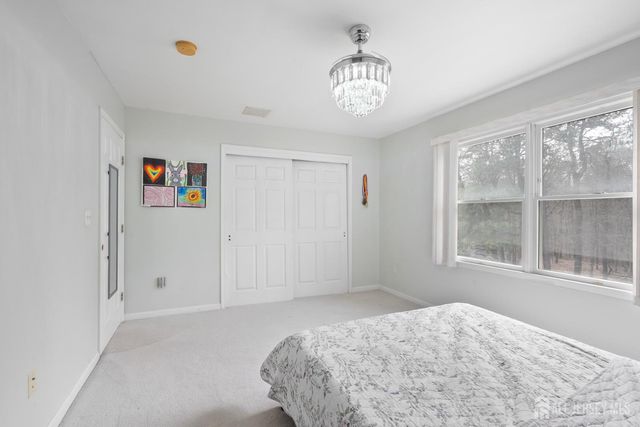 9 Redwood Court, Monroe, NJ 08831