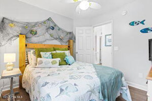 124 NE 15th Street, Oak Island, NC 28465