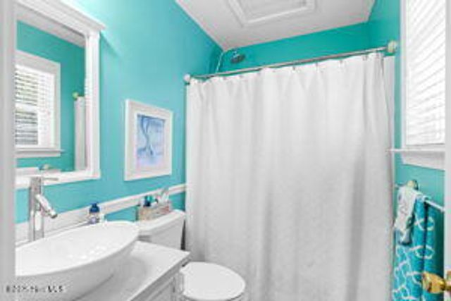 124 NE 15th Street, Oak Island, NC 28465