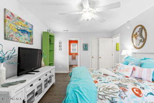 124 NE 15th Street, Oak Island, NC 28465