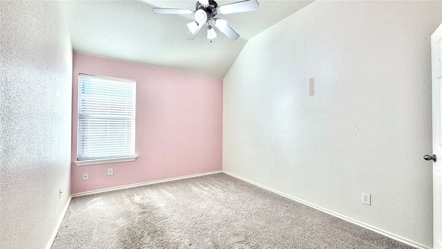 1648 Northview Drive, Grand Prairie, TX 75051