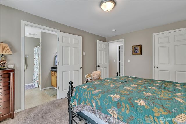 10 E Lynda Lane W, Shelton, WA 98584