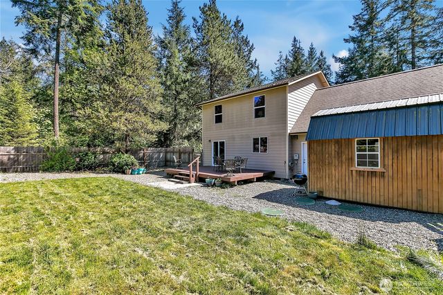 10 E Lynda Lane W, Shelton, WA 98584