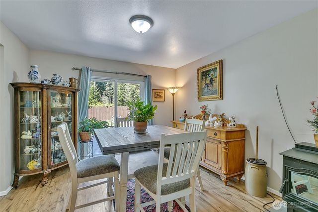 10 E Lynda Lane W, Shelton, WA 98584