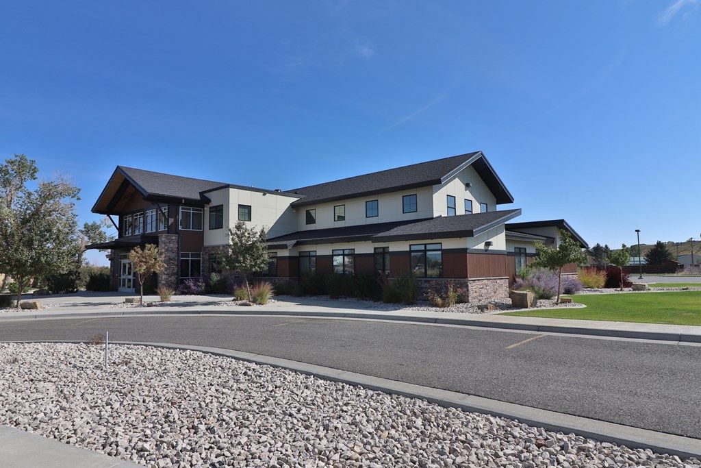 502 33rd St, Cody, WY 82414 photo 3