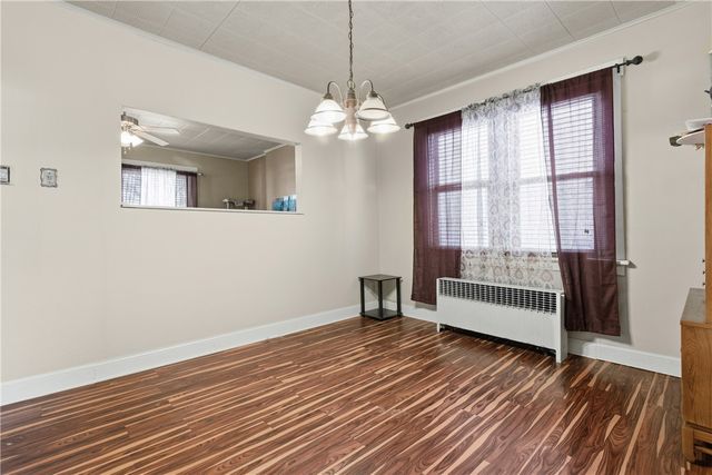 526 Dippold Ave, Baden, PA 15005