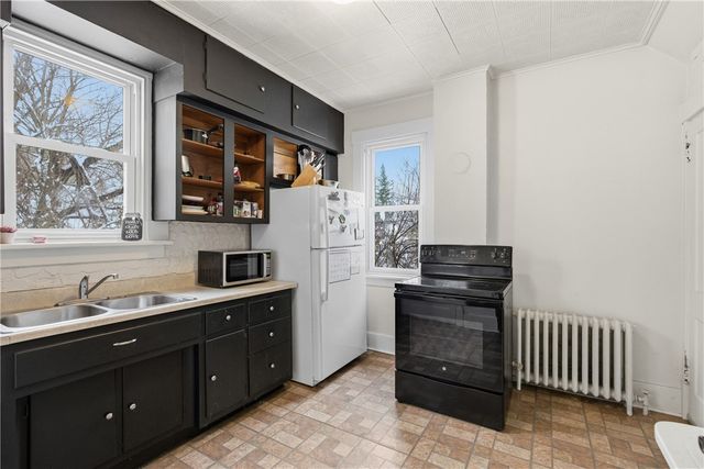 526 Dippold Ave, Baden, PA 15005