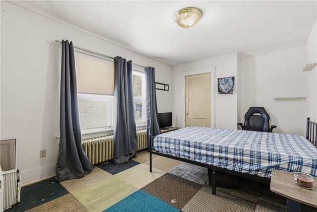 526 Dippold Ave, Baden, PA 15005