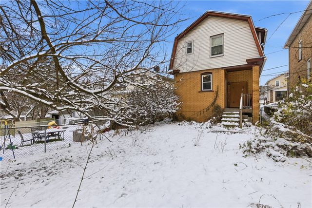 526 Dippold Ave, Baden, PA 15005