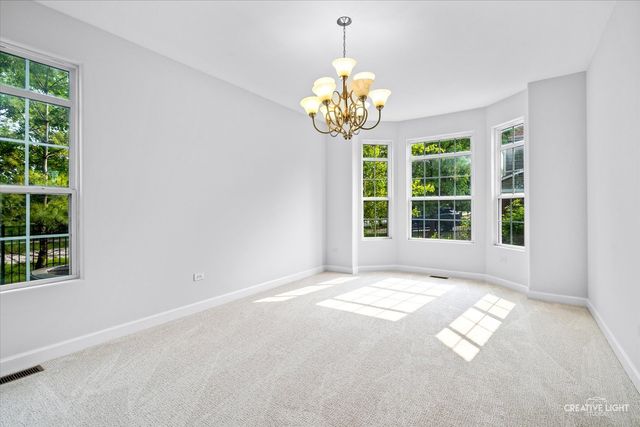 1938 Barrington Avenue, Bolingbrook, IL 60490