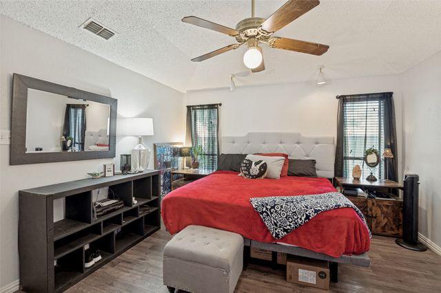 1006 Ridgeview, Carrollton, TX 75007