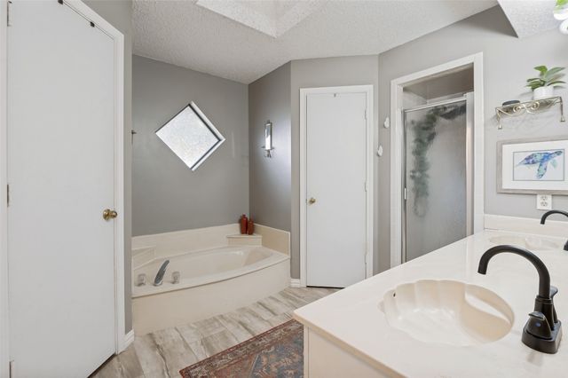 1006 Ridgeview, Carrollton, TX 75007