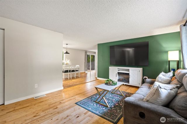 3965 Celeste Court SE, Port Orchard, WA 98366