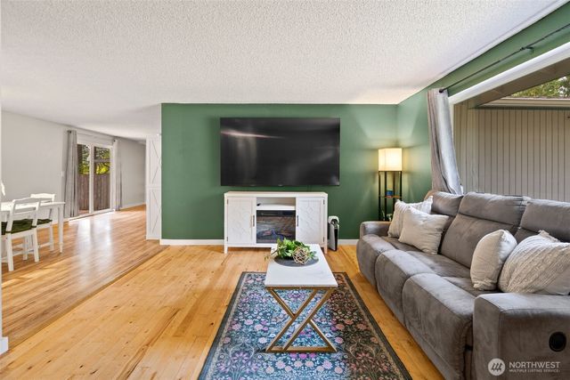3965 Celeste Court SE, Port Orchard, WA 98366