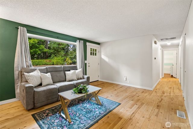 3965 Celeste Court SE, Port Orchard, WA 98366