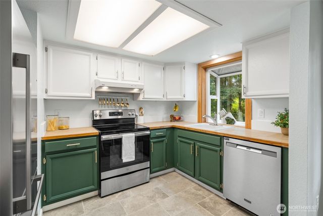 3965 Celeste Court SE, Port Orchard, WA 98366