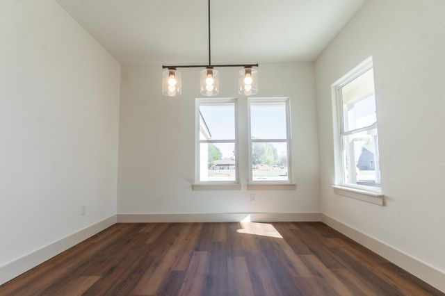 315 String Prairie WAY, Smithville, TX 78957