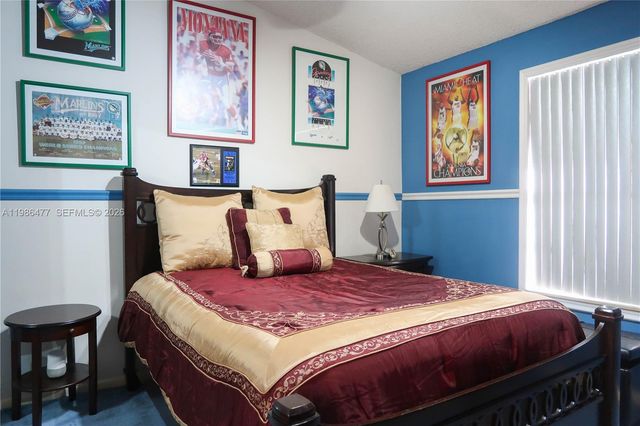 661 NE 4th Pl, Hialeah, FL 33010