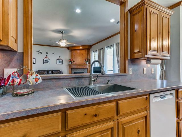10712 Sundance Drive, Yukon, OK 73099