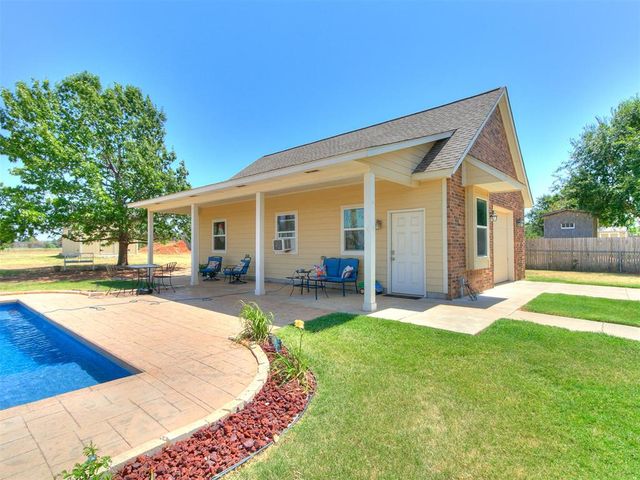 10712 Sundance Drive, Yukon, OK 73099