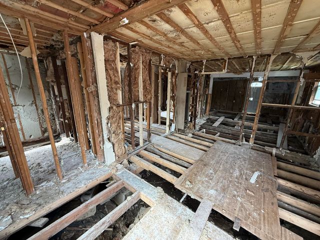 7204 W 129th Lane, Cedar Lake, IN 46303