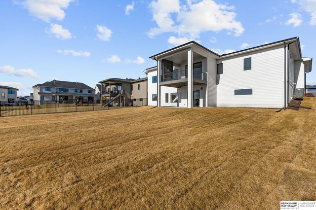 21109 Atwood Avenue, Elkhorn, NE 68022