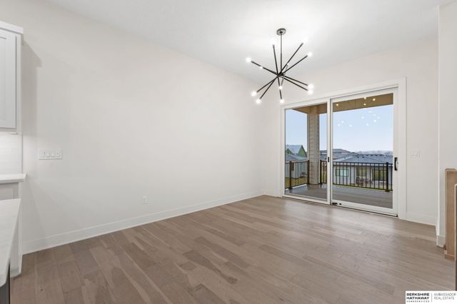 21109 Atwood Avenue, Elkhorn, NE 68022