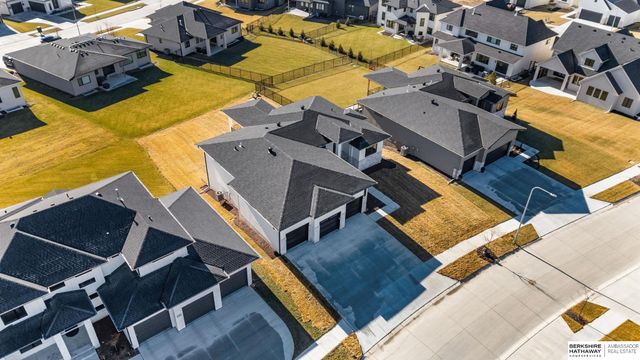 21109 Atwood Avenue, Elkhorn, NE 68022