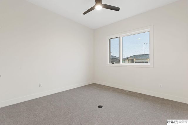 21109 Atwood Avenue, Elkhorn, NE 68022