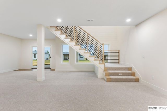 21109 Atwood Avenue, Elkhorn, NE 68022