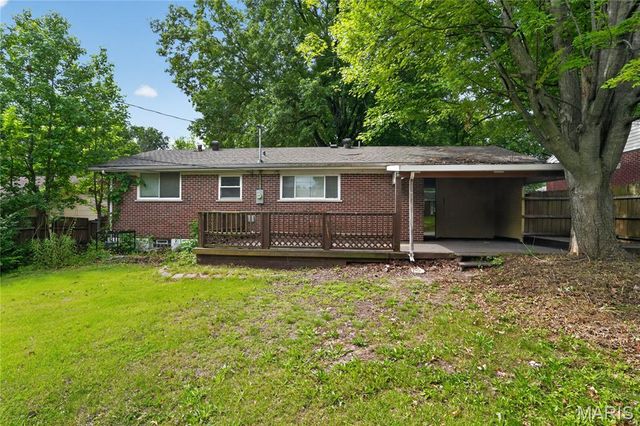 1729 Foley Drive, St Louis, MO 63136