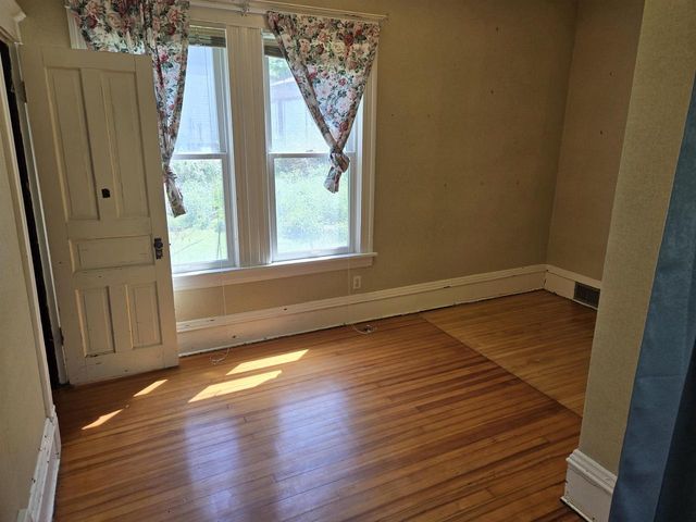 1724 Parmenter Street, Middleton, WI 53562