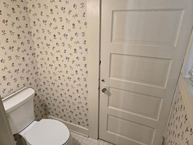 1724 Parmenter Street, Middleton, WI 53562