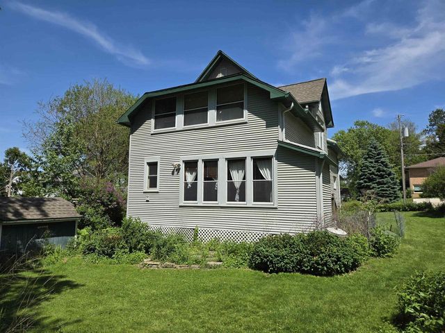 1724 Parmenter Street, Middleton, WI 53562